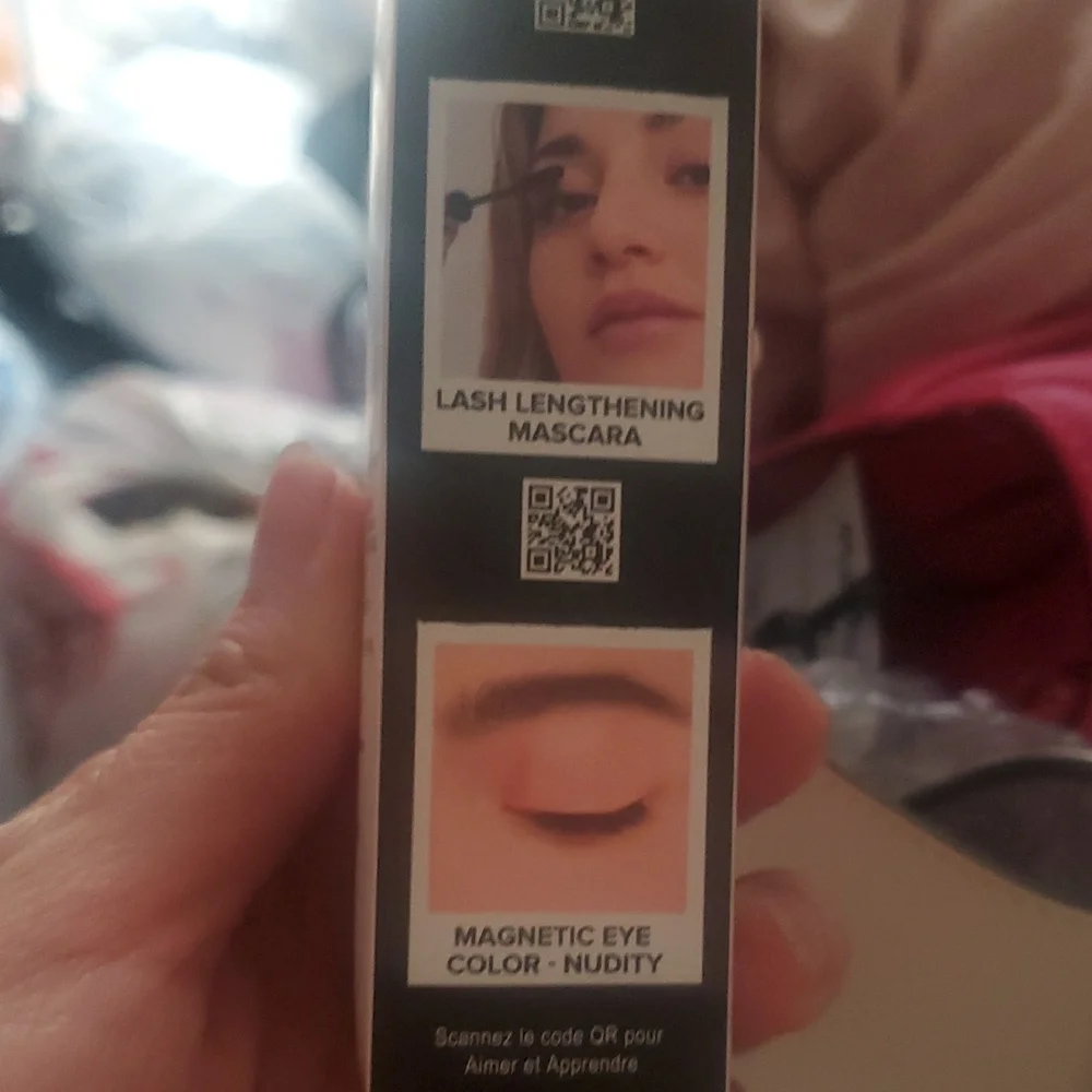 NUDESTIX Eye Makeup Trio - Black and Gold - Picture 7 of 7